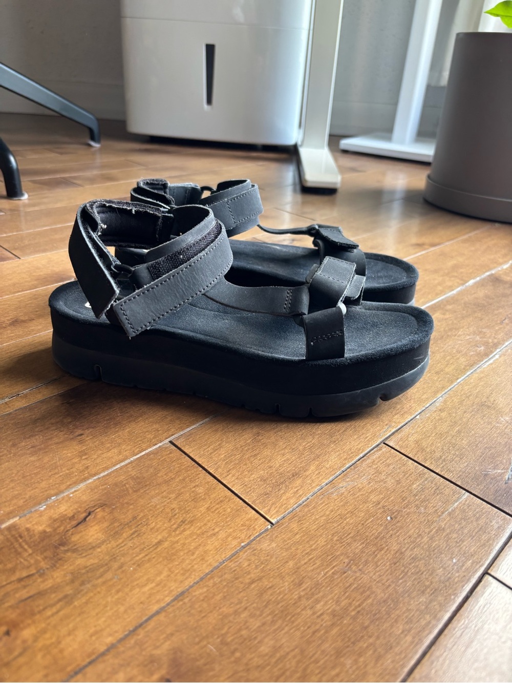 Camper Platform Sandals | Black | EU 40 (Fits 38.5–39) | Good Condition